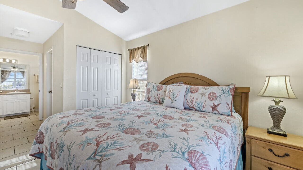 Photo of Bedroom in Cedar Key
