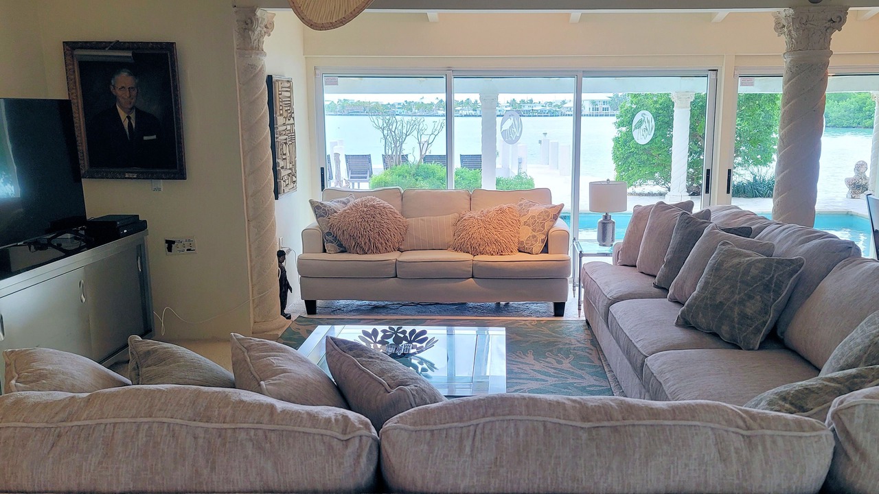 Photo of Livingroom in Marathon
