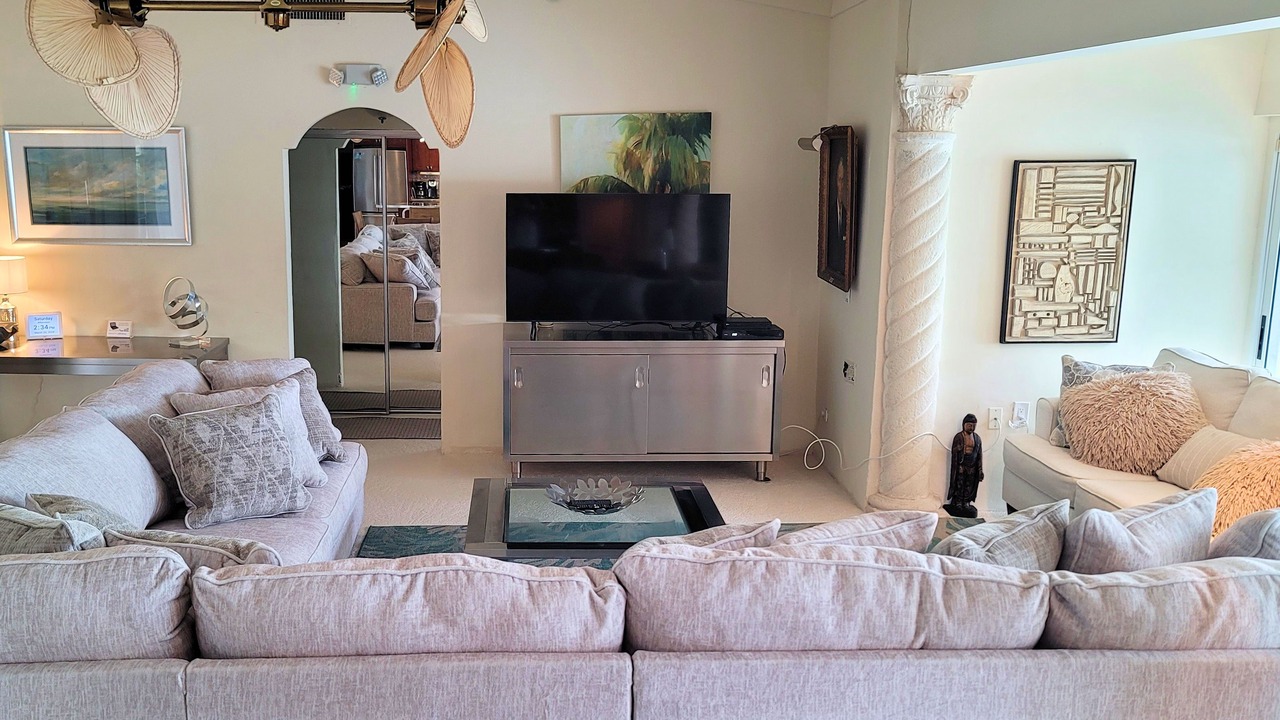 Photo of Livingroom in Marathon