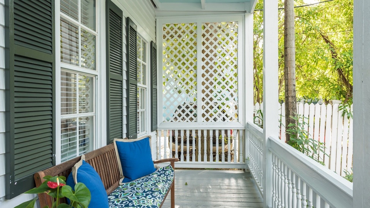 Photo of Patio Balcony in Historic Seaport