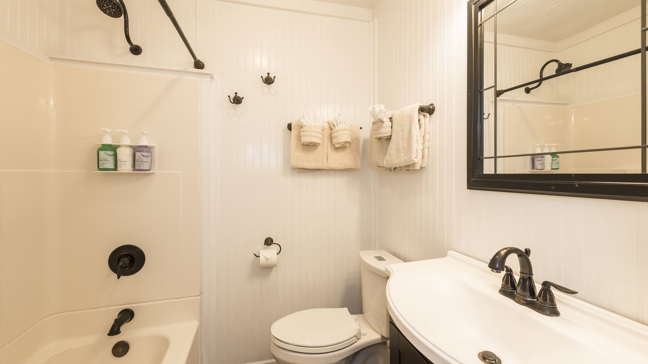 Photo of Bathroom in Historic Seaport