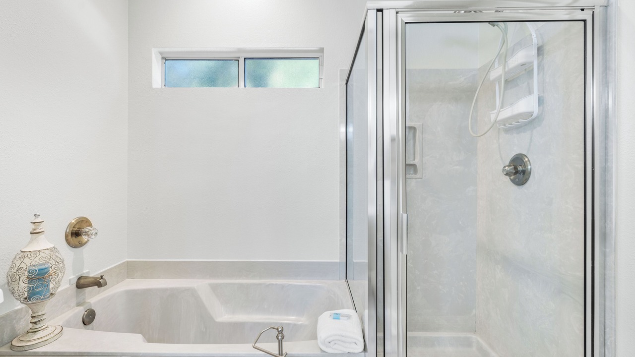 Photo of Bathroom in Clipper Cove