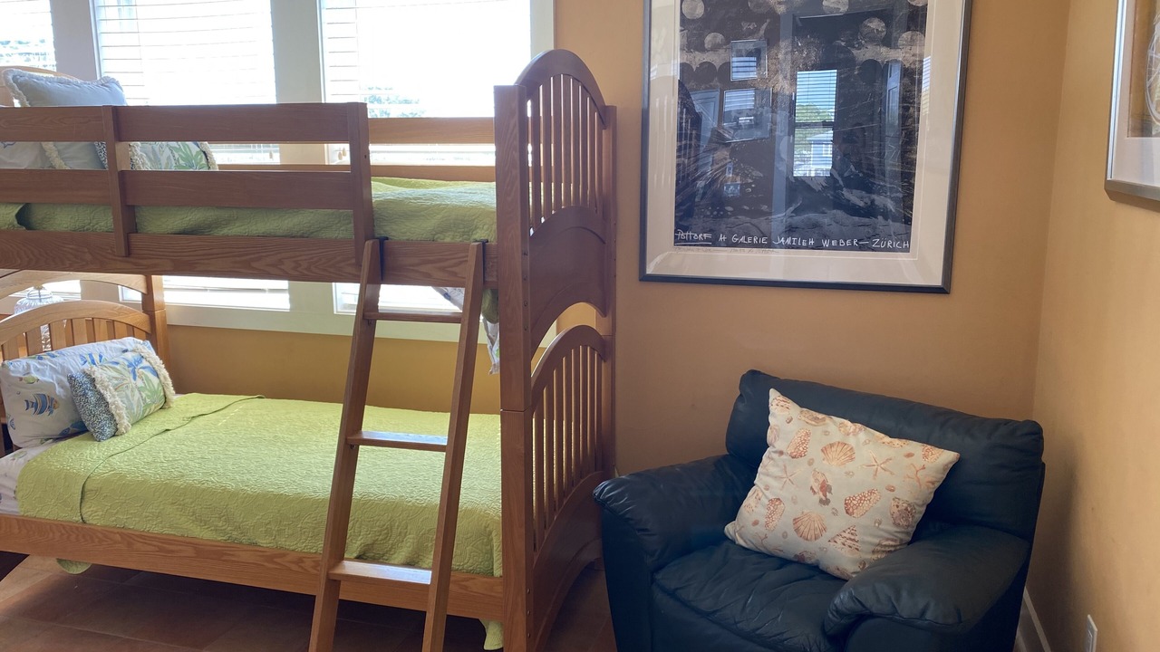 Photo of Bedroom in Panacea