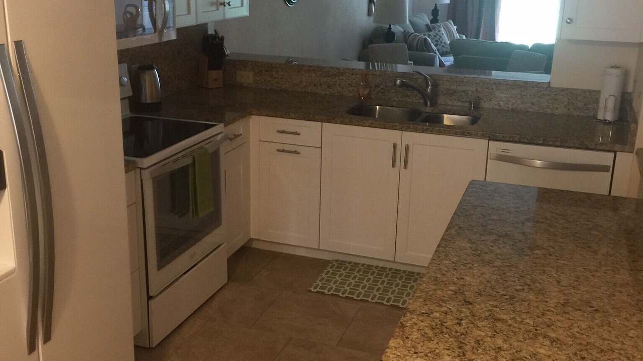 Photo of Kitchen in Tara Golf and Country Club