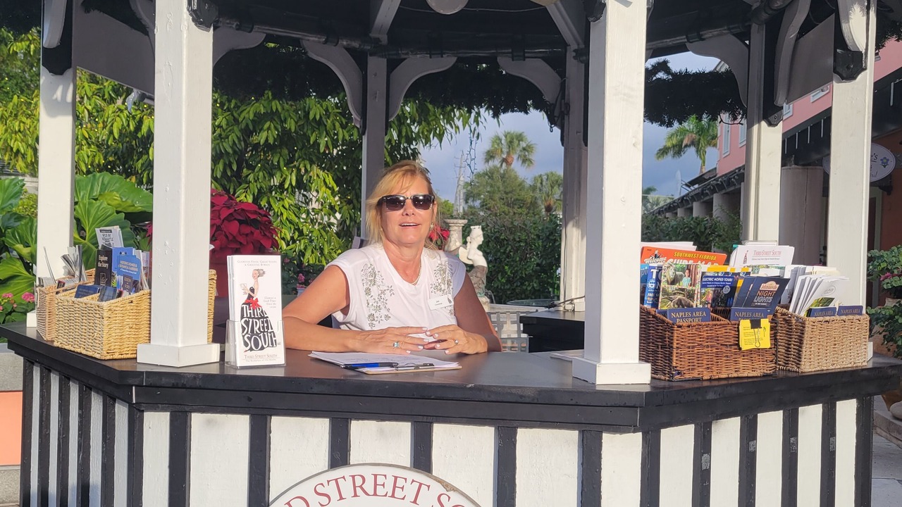 Photo of Others in Old Naples