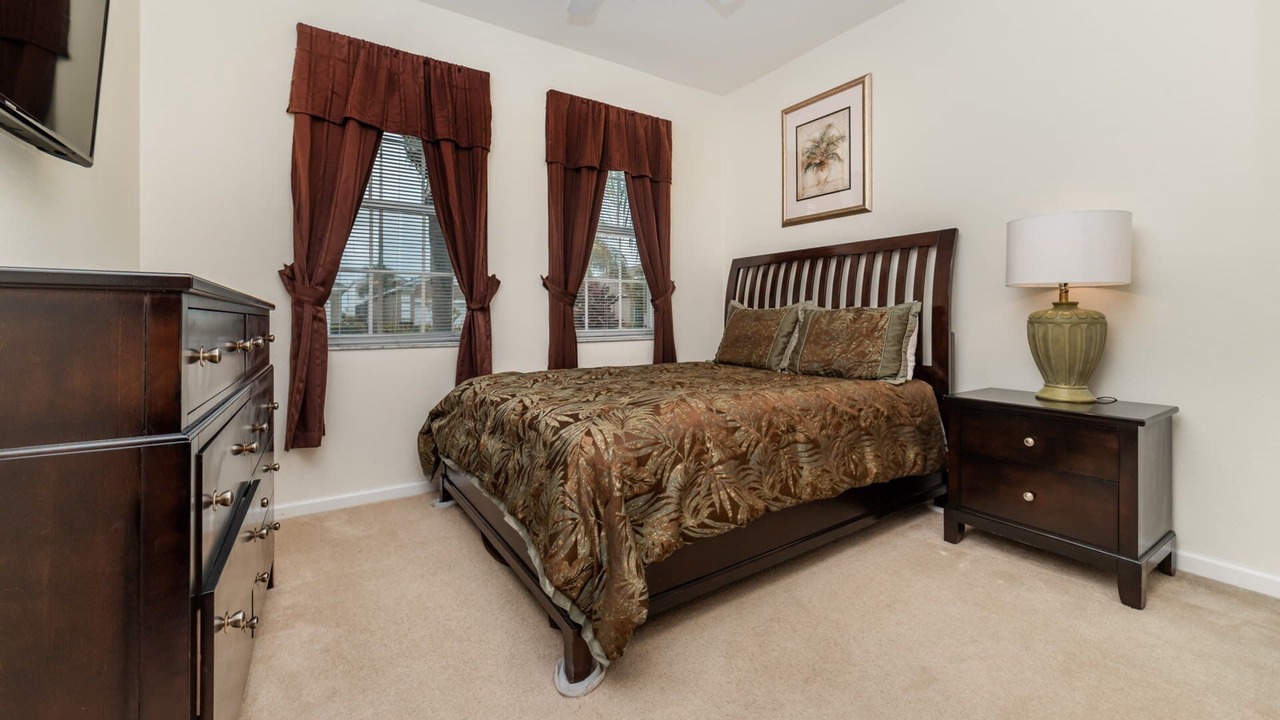 Photo of Bedroom in Windsor Palms