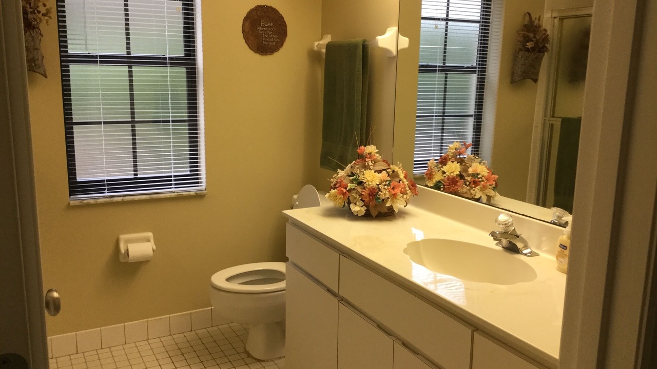 Photo of Bathroom in Dunnellon