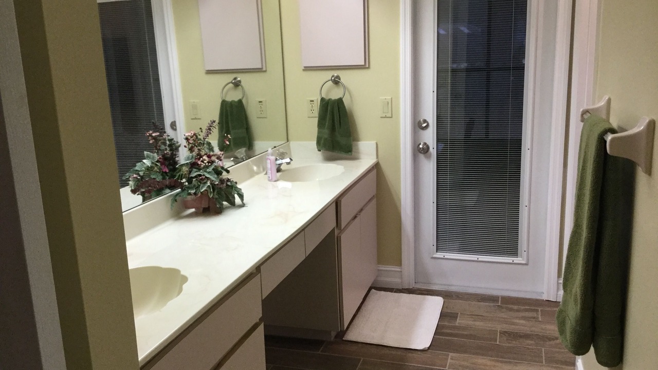 Photo of Bathroom in Dunnellon