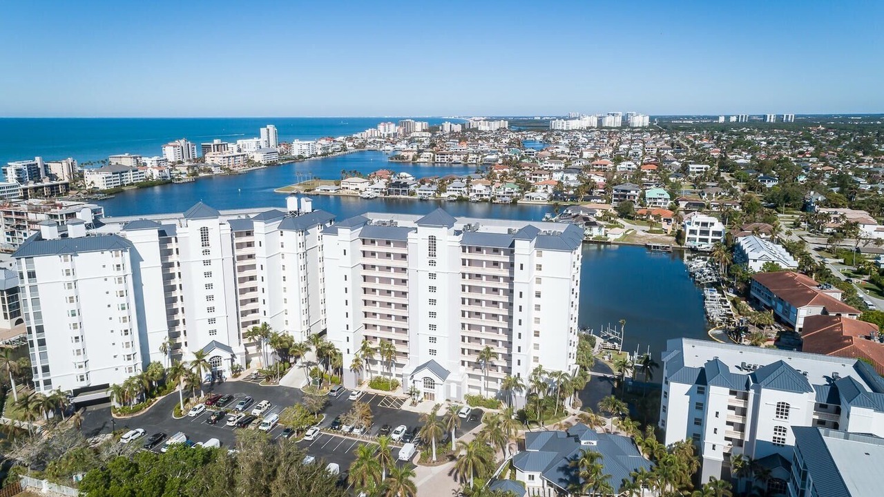 Photo of Outdoor in Vanderbilt Beach