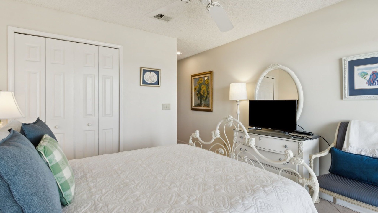 Photo of Bedroom in American Beach