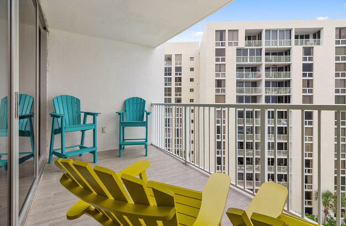 Photo of Patio Balcony in Holiday Isle