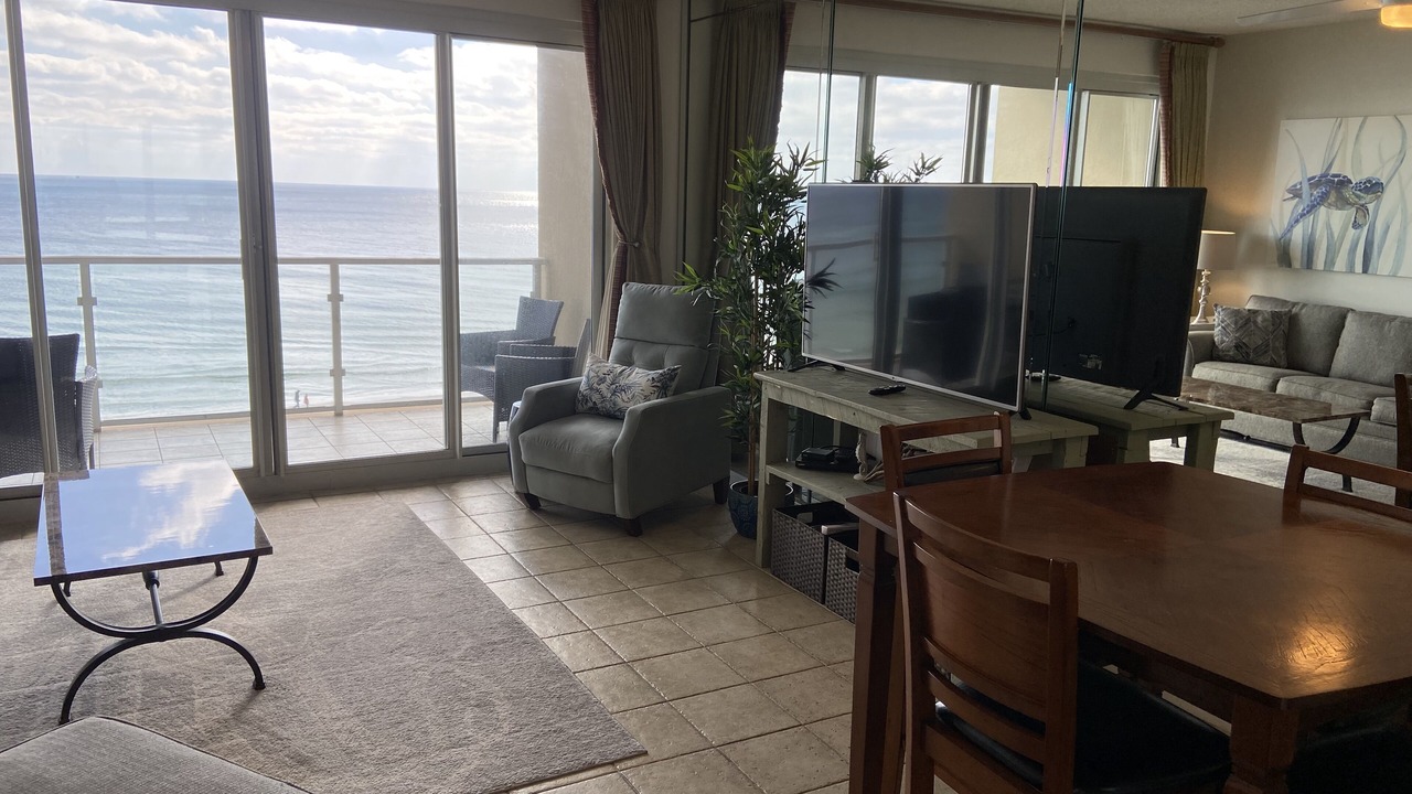 Photo of Livingroom in Destin