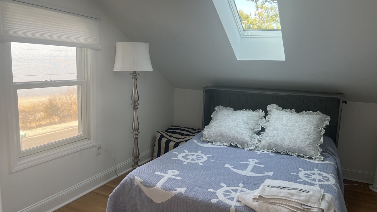 Photo of Bedroom in Town Bank