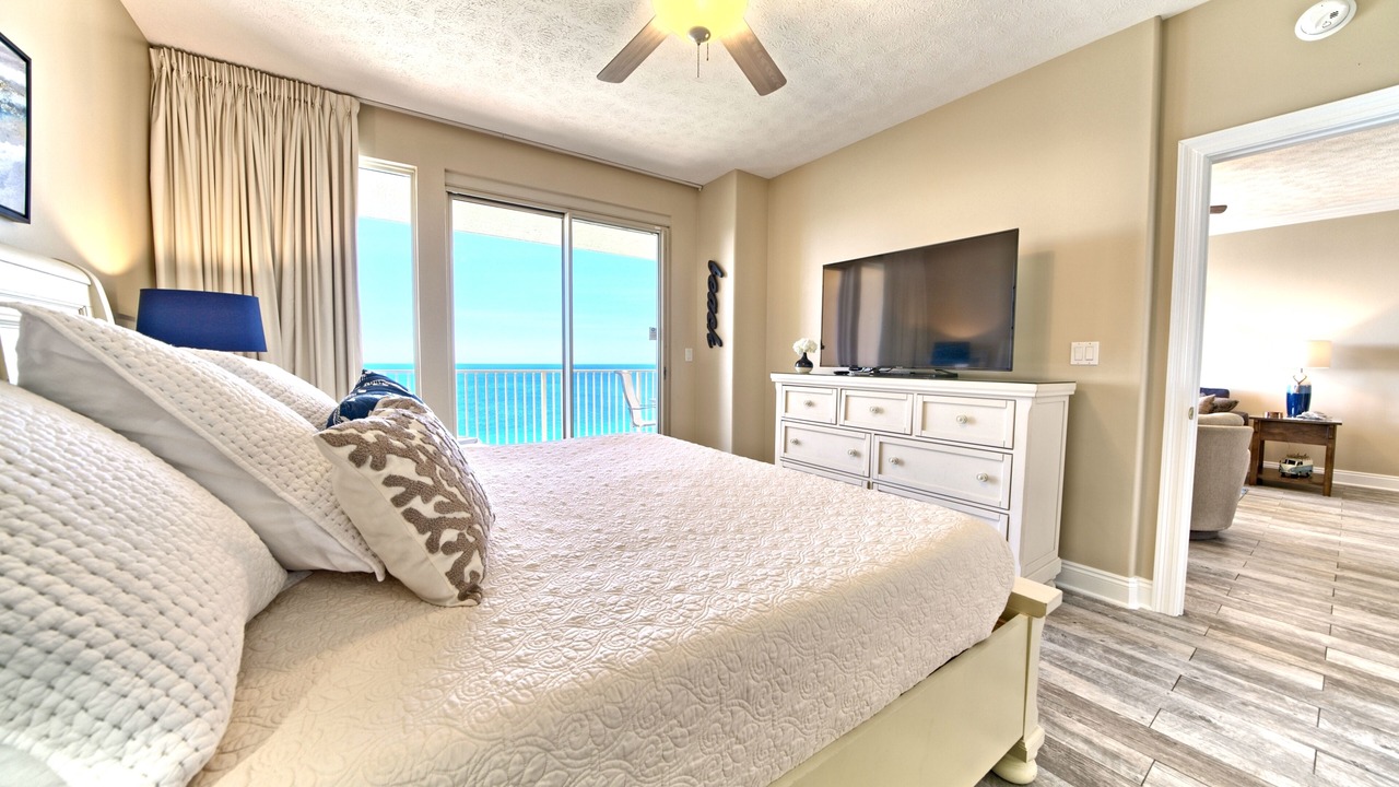 Photo of Bedroom in Lower Grand Lagoon