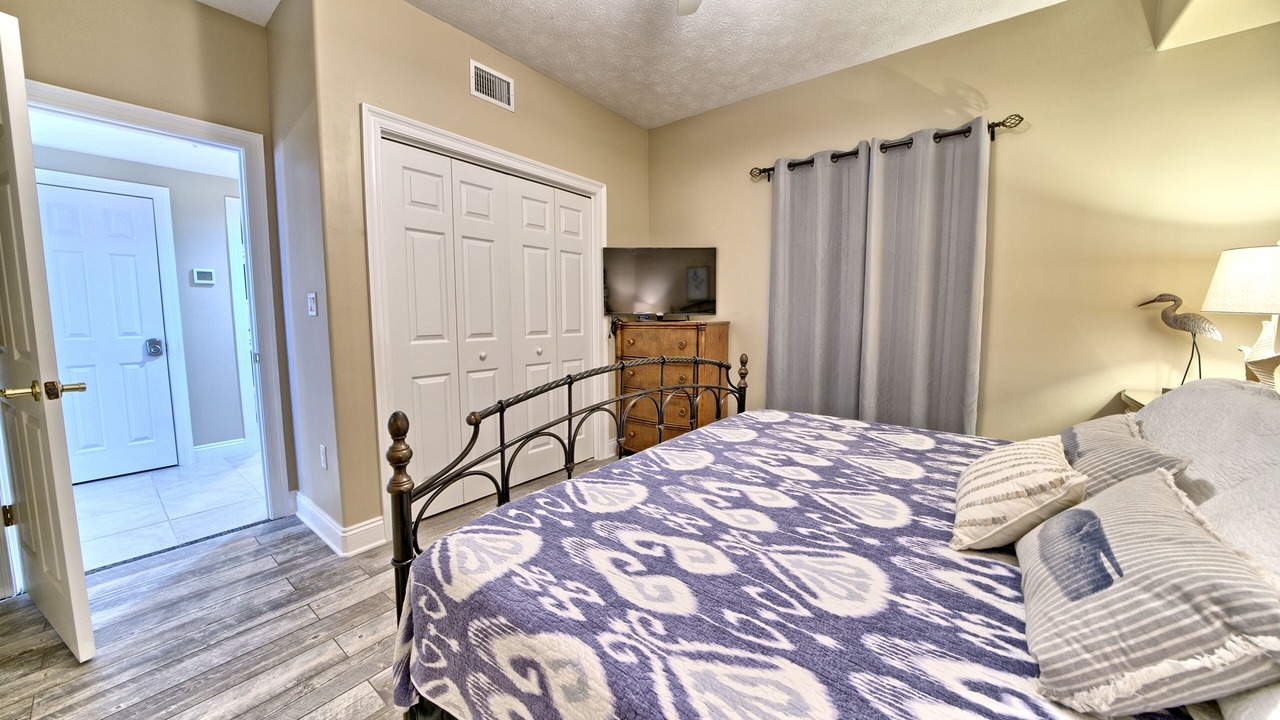 Photo of Bedroom in Lower Grand Lagoon
