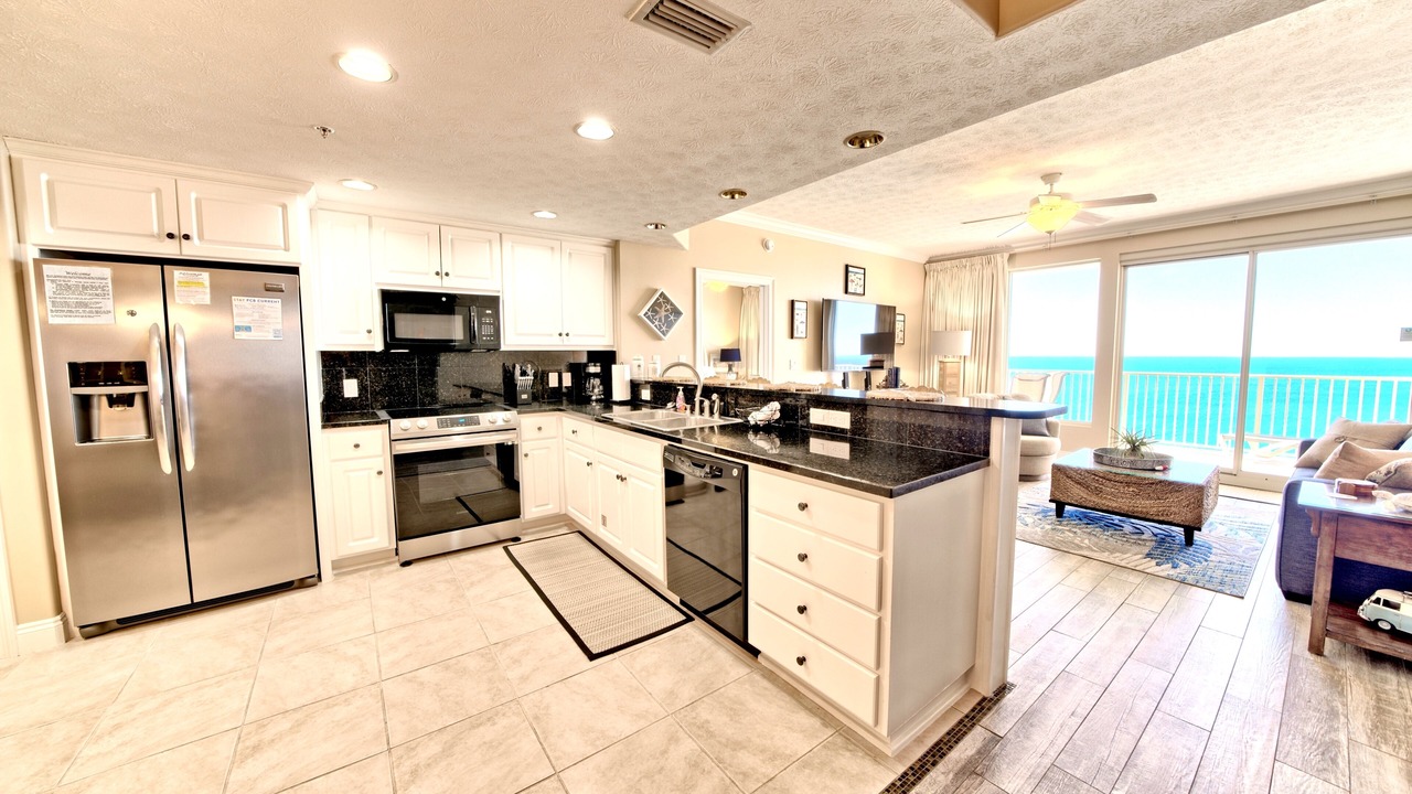 Photo of Kitchen in Lower Grand Lagoon