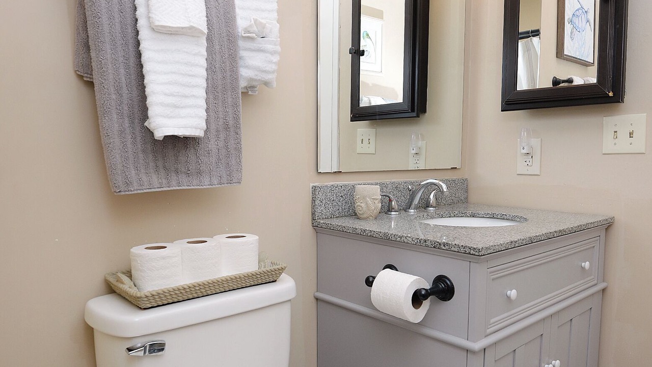 Photo of Bathroom in Biltmore Beach