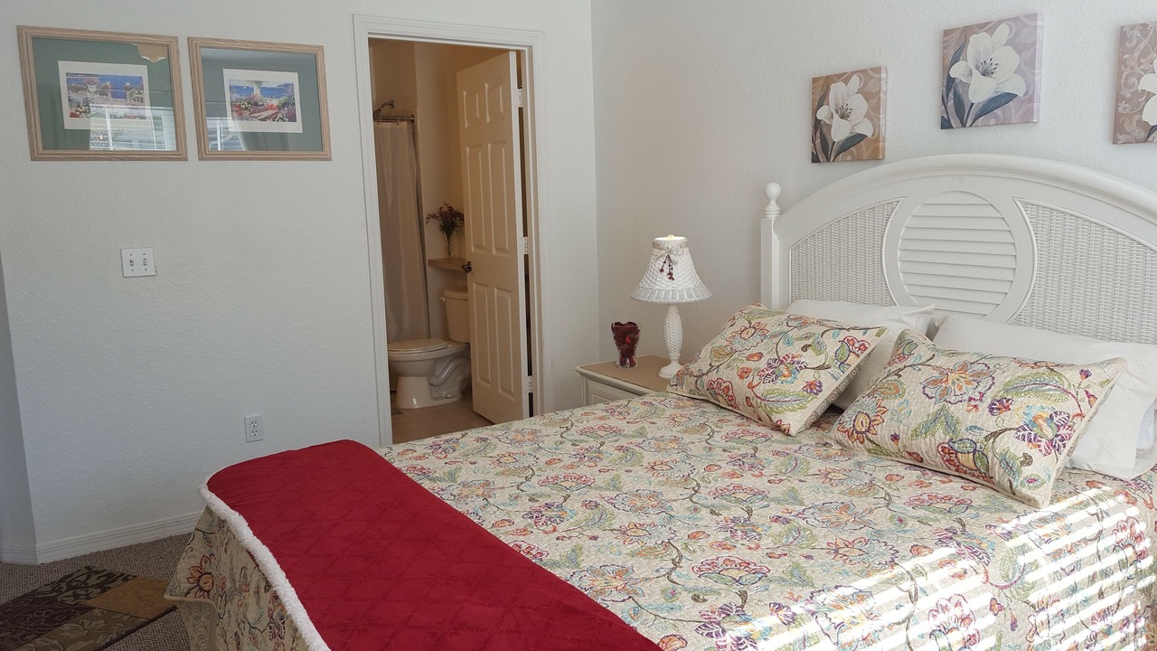 Photo of Bedroom in Venetian Bay Villages
