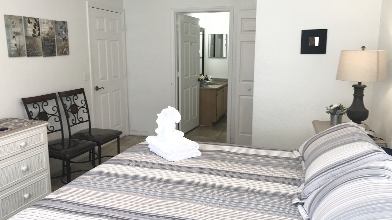 Photo of Bedroom in Venetian Bay Villages