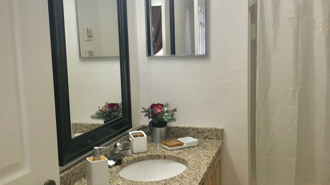 Photo of Bathroom in Venetian Bay Villages