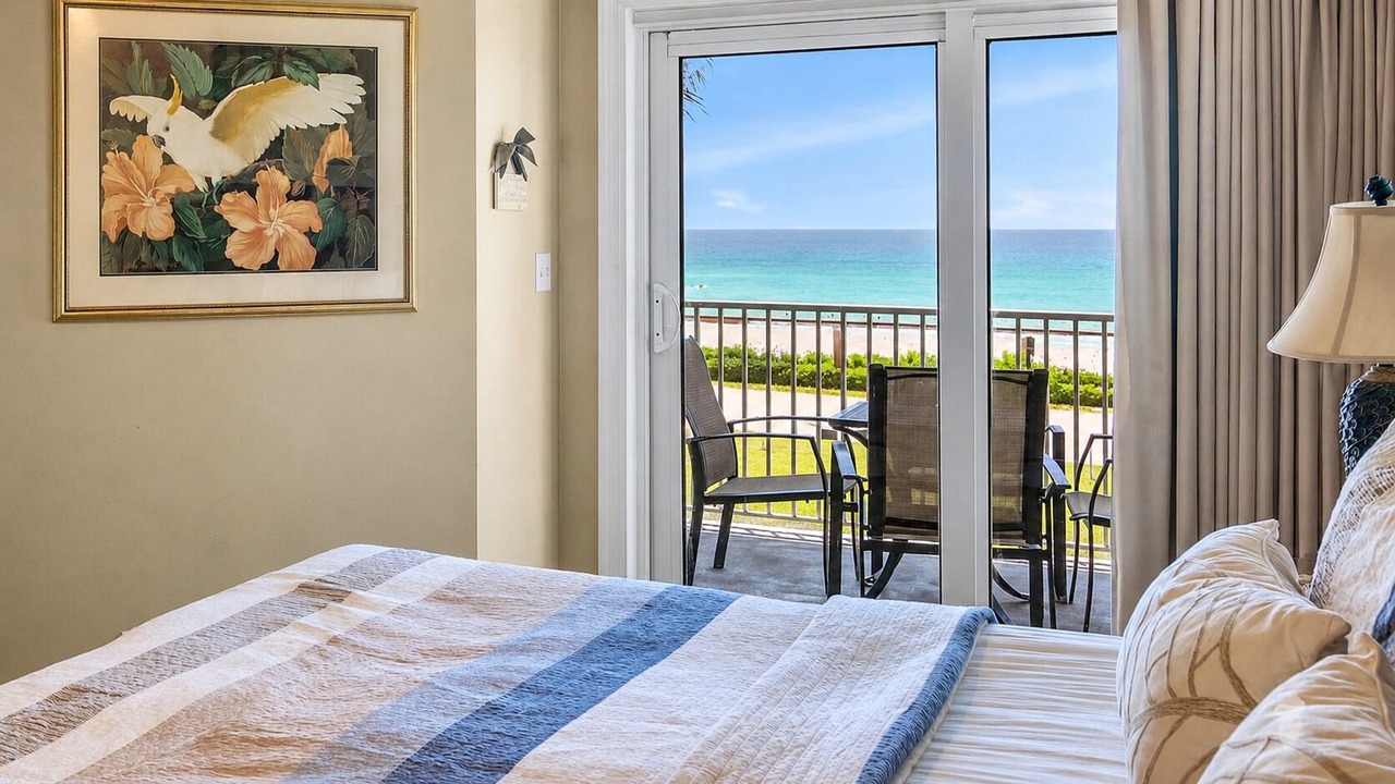 Photo of Bedroom in Scenic Gulf Drive