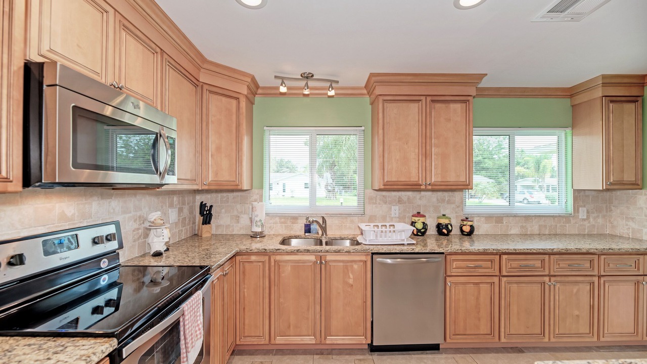 Photo of Kitchen in Venice Gardens