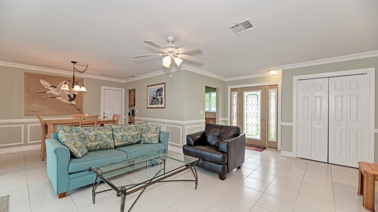 Photo of Livingroom in Venice Gardens