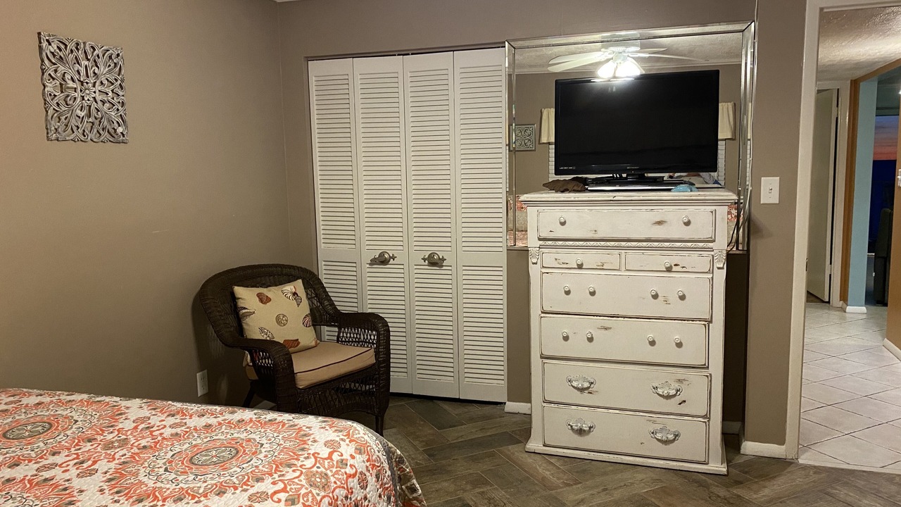 Photo of Bedroom in Biltmore Beach