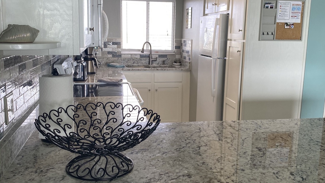 Photo of Kitchen in Biltmore Beach