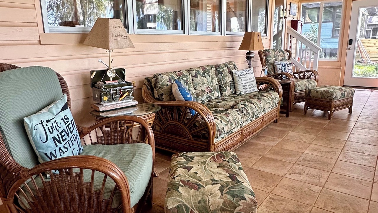 Photo of Livingroom in Melrose