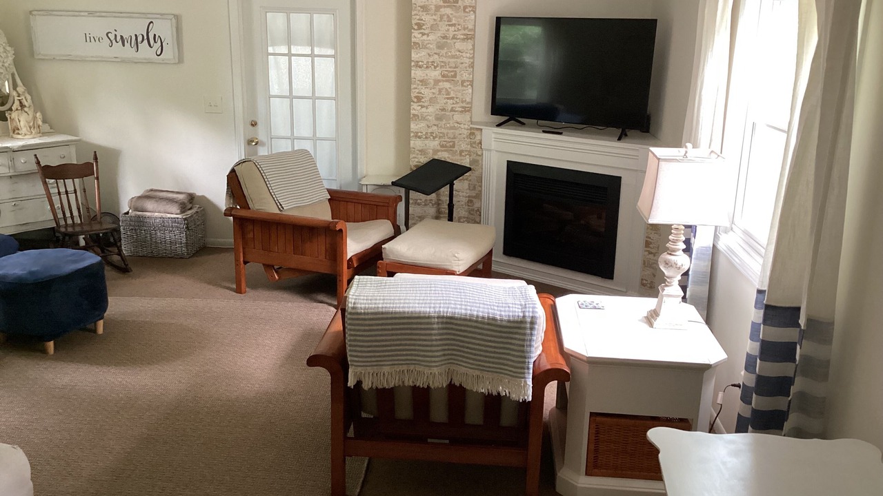 Photo of Livingroom in Silver Lake