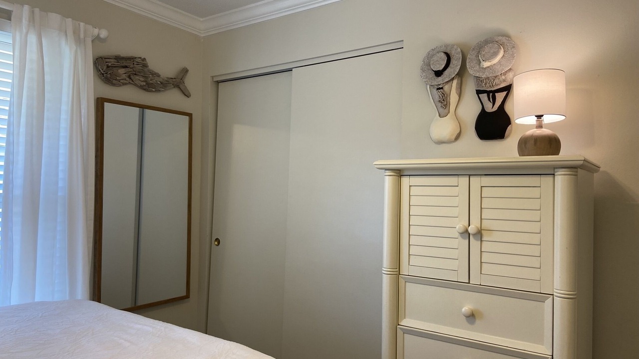 Photo of Bedroom in Holiday Isle