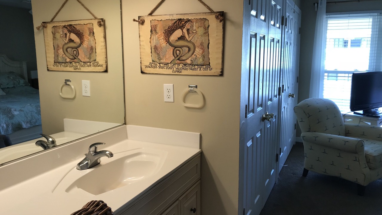 Photo of Bedroom in Holiday Isle