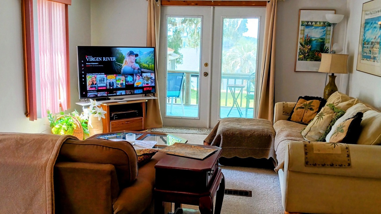 Photo of Livingroom in Edgar