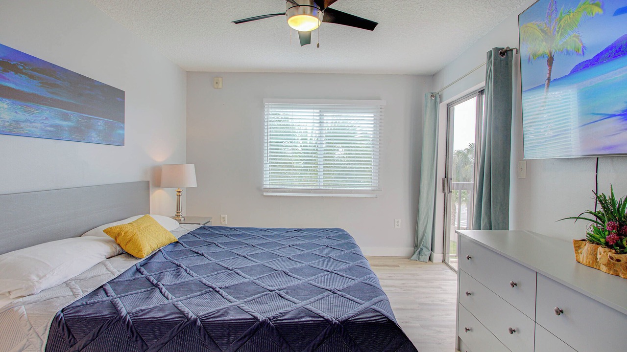 Photo of Bedroom in Butler Beach