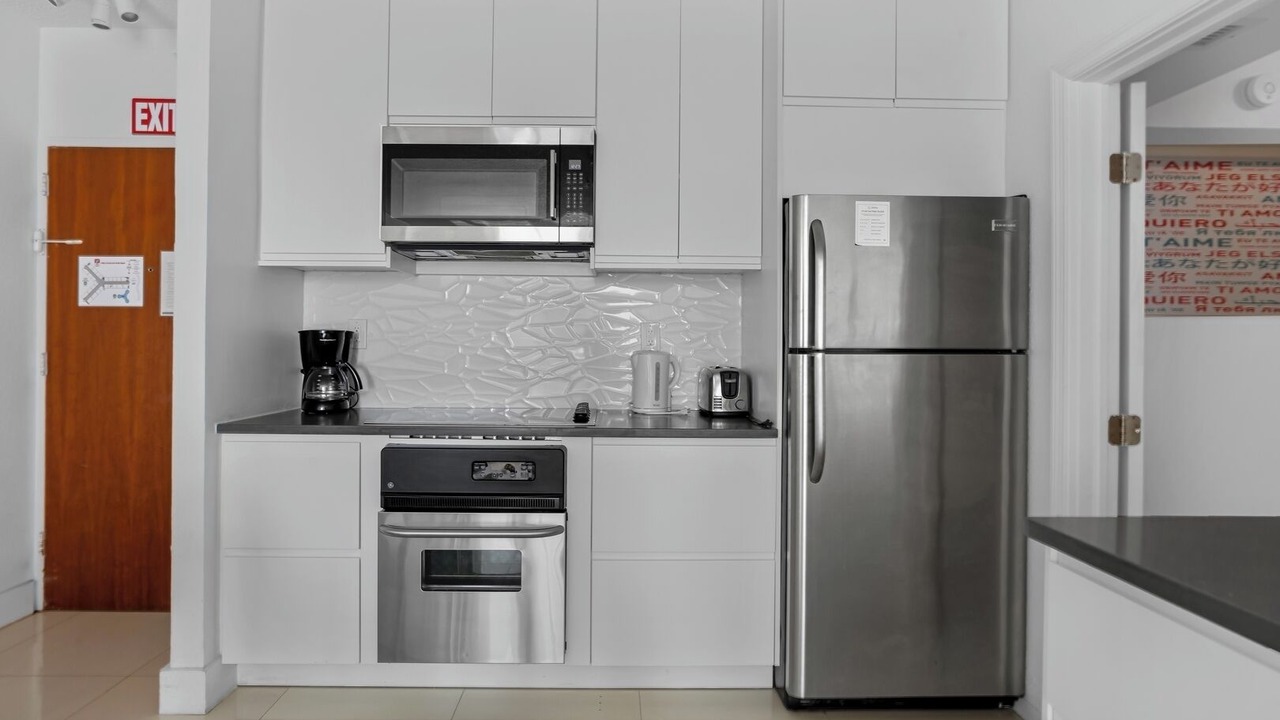 Photo of Kitchen in Hollywood South Central Beach