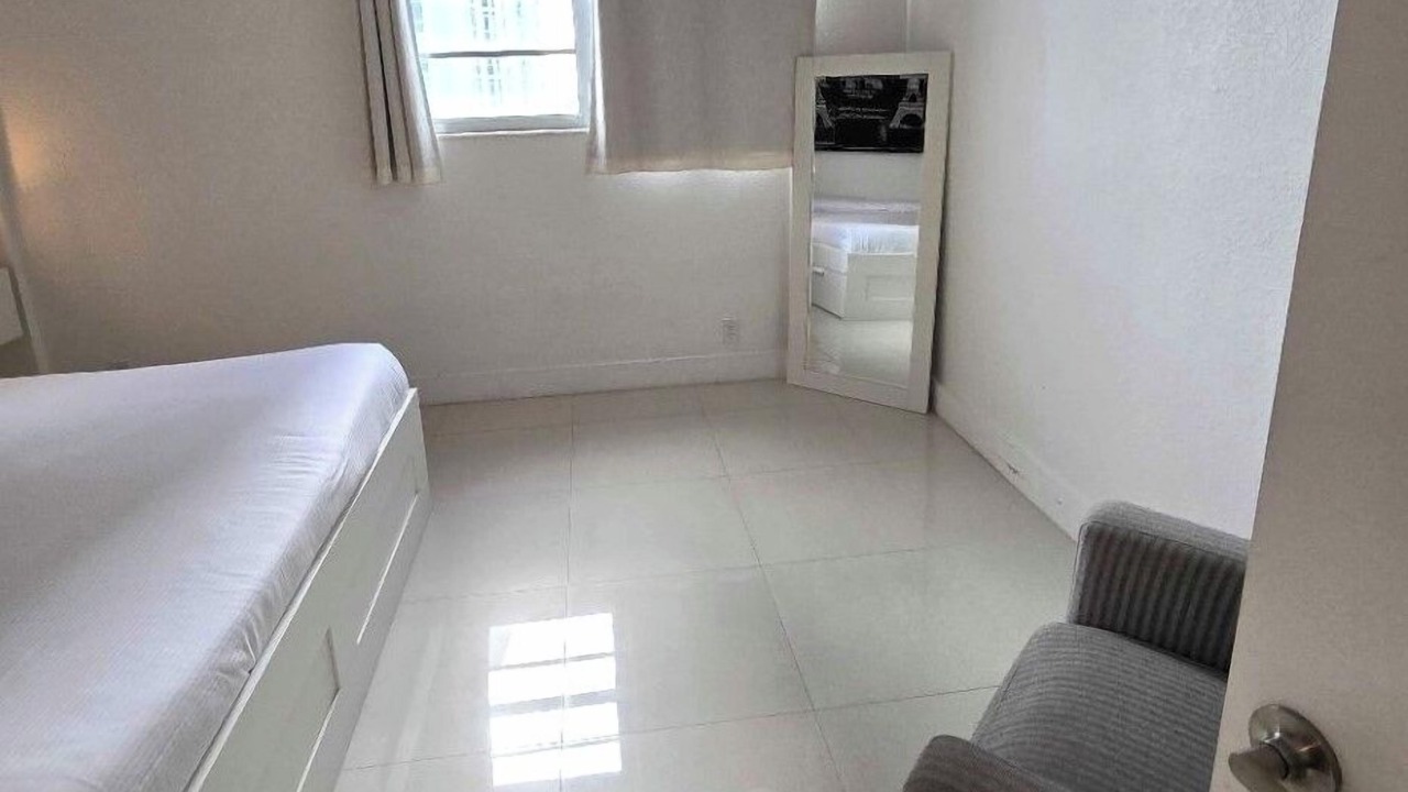 Photo of Bedroom in Hollywood South Central Beach