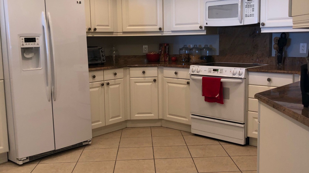Photo of Kitchen in Pelican Bay