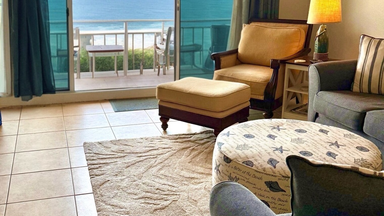 Photo of Livingroom in Indian Shores