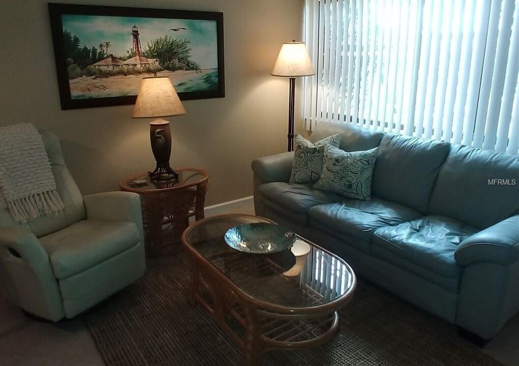 Photo of Livingroom in Burnt Store Marina