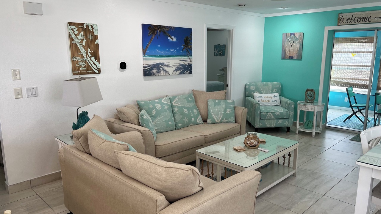 Photo of Livingroom in Englewood