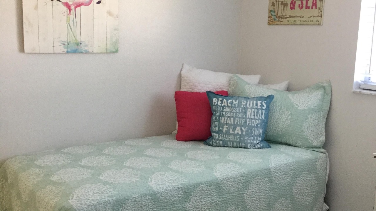Photo of Bedroom in Englewood