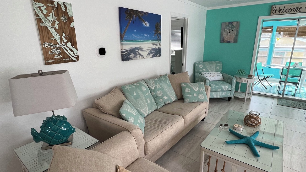 Photo of Livingroom in Englewood