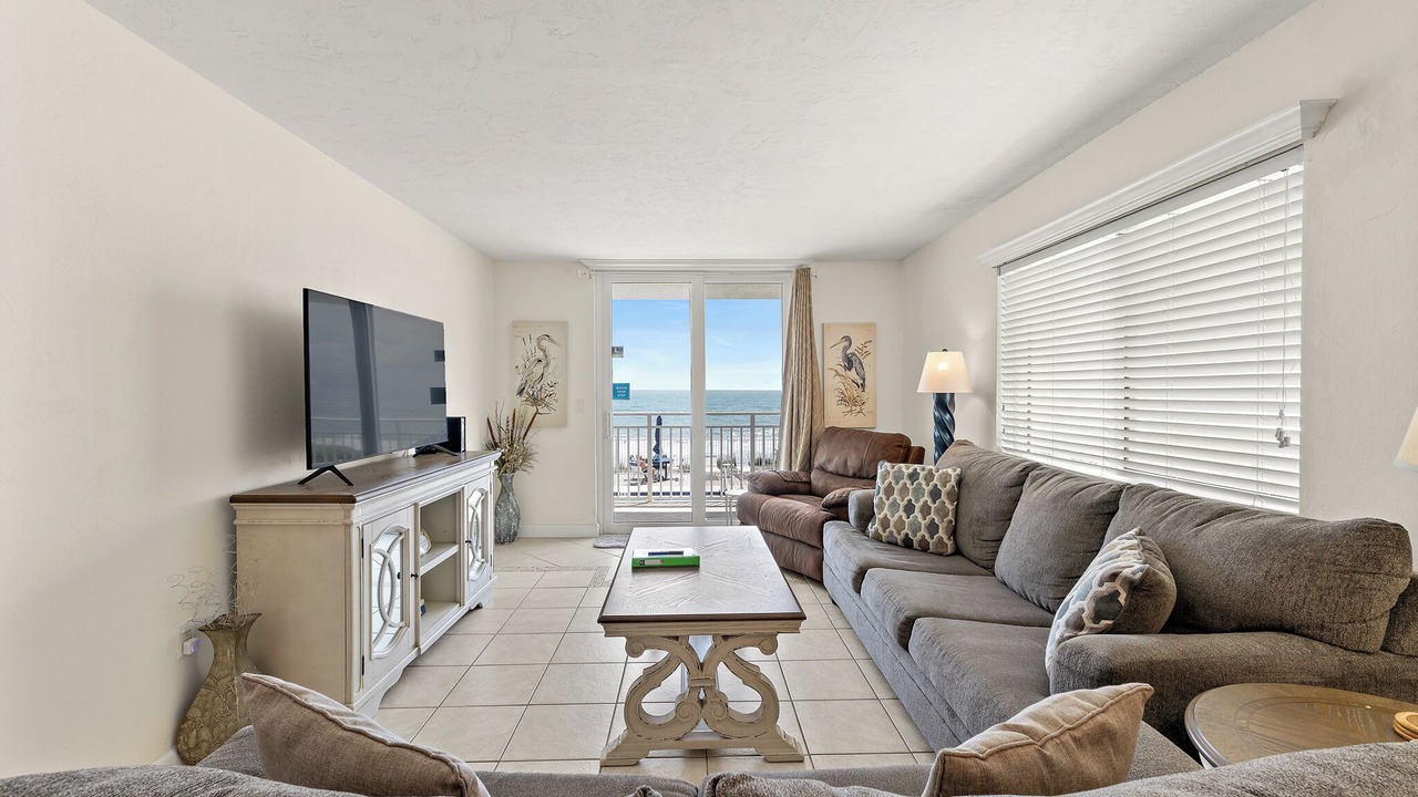 Photo of Livingroom in Indian Harbour Beach