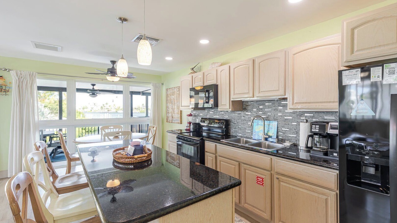 Photo of Kitchen in Marathon