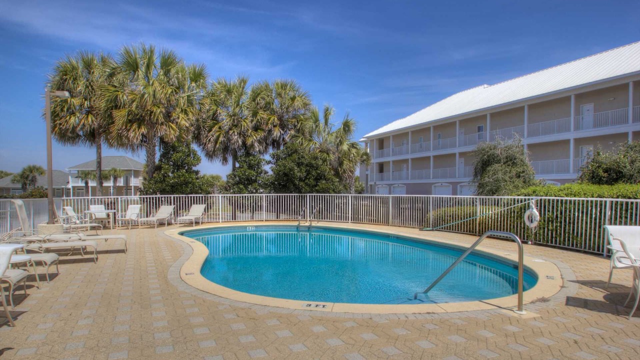Photo of Others in Avalon Beach Estates