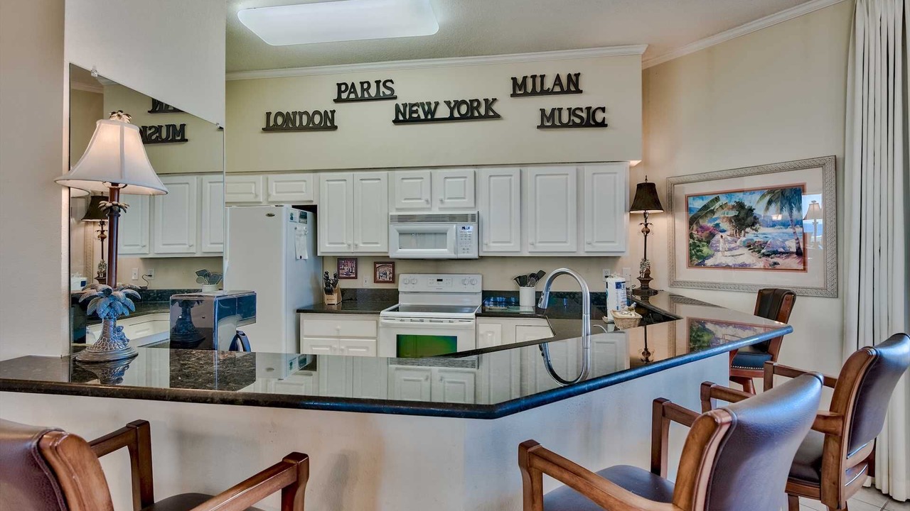 Photo of Others in Avalon Beach Estates