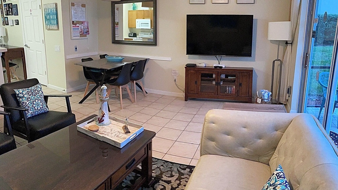 Photo of Livingroom in Windsor Palms