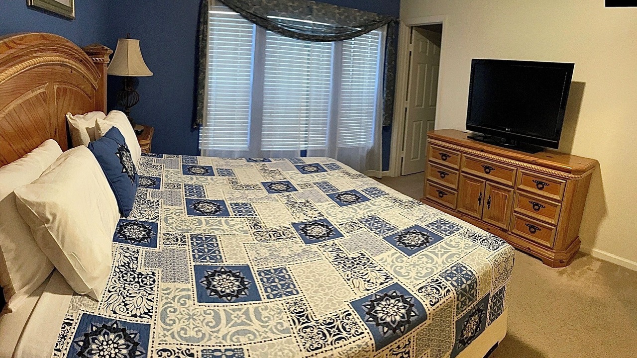 Photo of Bedroom in Windsor Palms