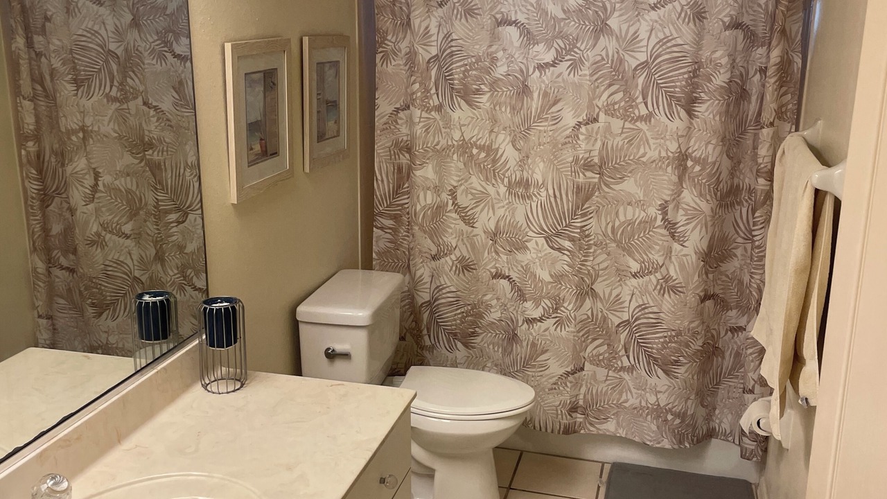 Photo of Bathroom in Bay Harbor Estates